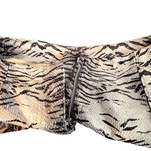 Womans Collusion Animal Print Pants Faux Snakeskin Flare Sz 6 Gray Black JJ4065 - Picture 7 of 11